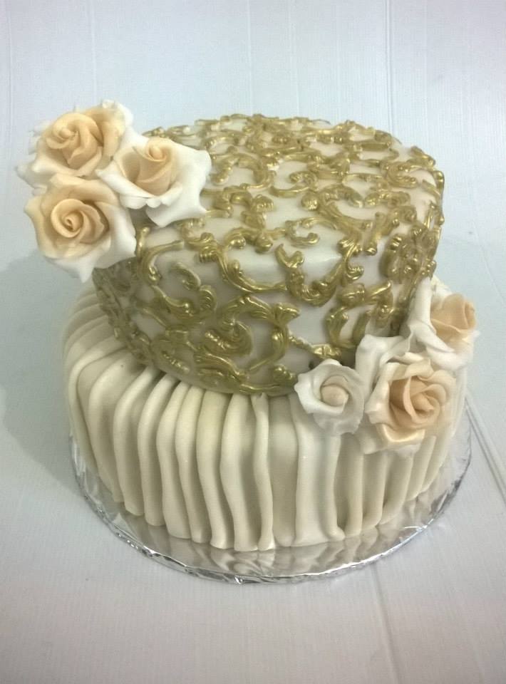 Cake Dior | WhatsHot Pune