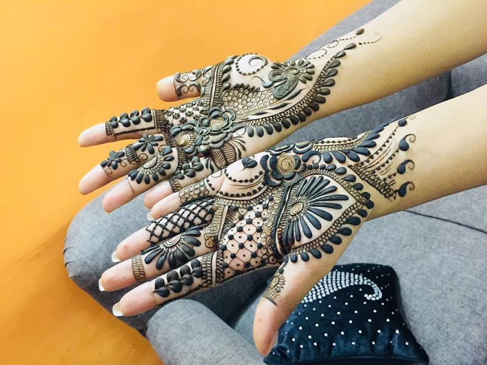 AMAN MEHANDI ARTIST: ARABIC DESIGNS